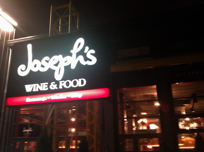 Joseph’s Wine Bar – światowo na Duchnickiej